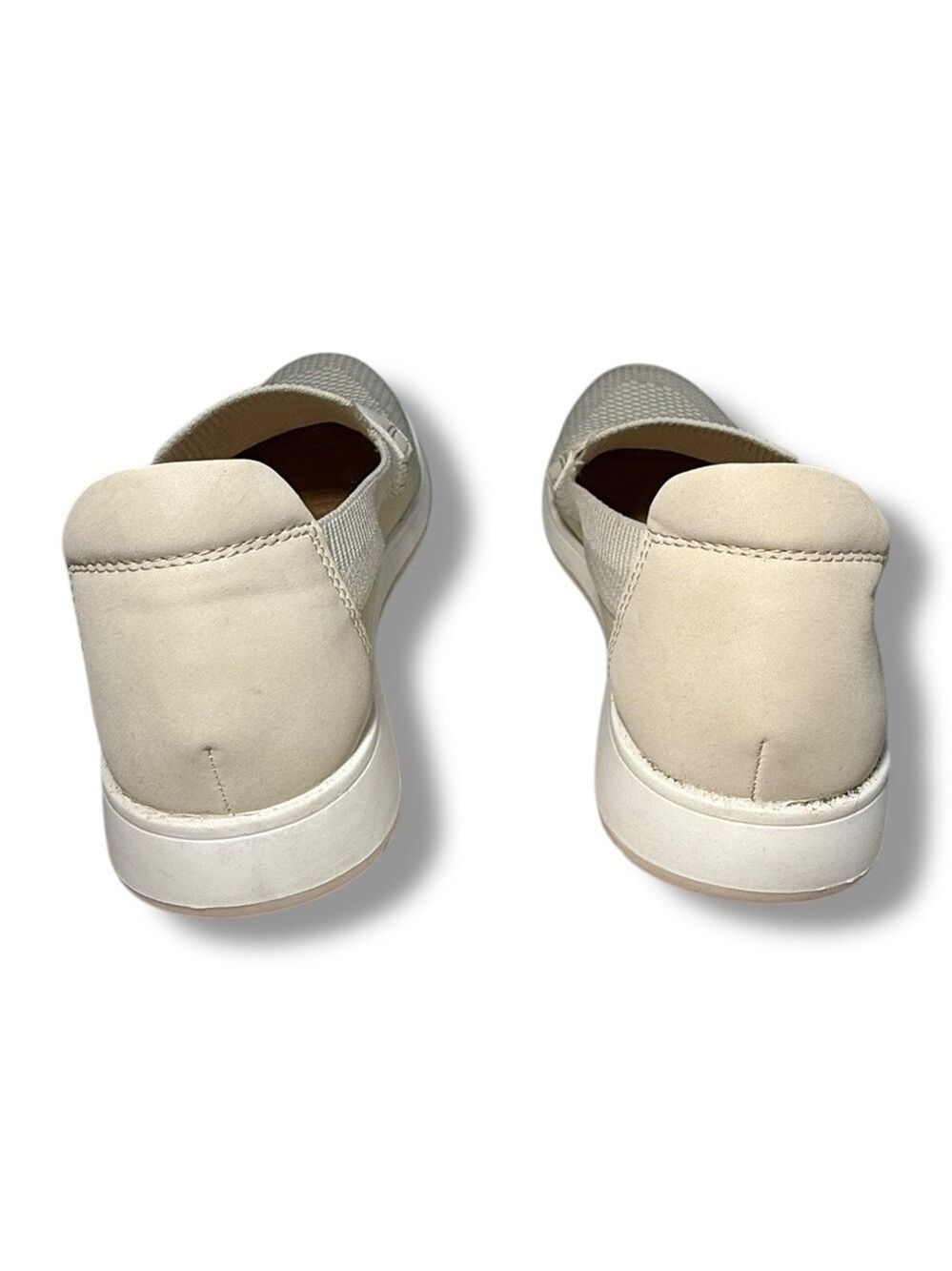 Time and Tru Women's Two-Tone Comfort Loafers Bone Size 8 - Picture 4 of 10